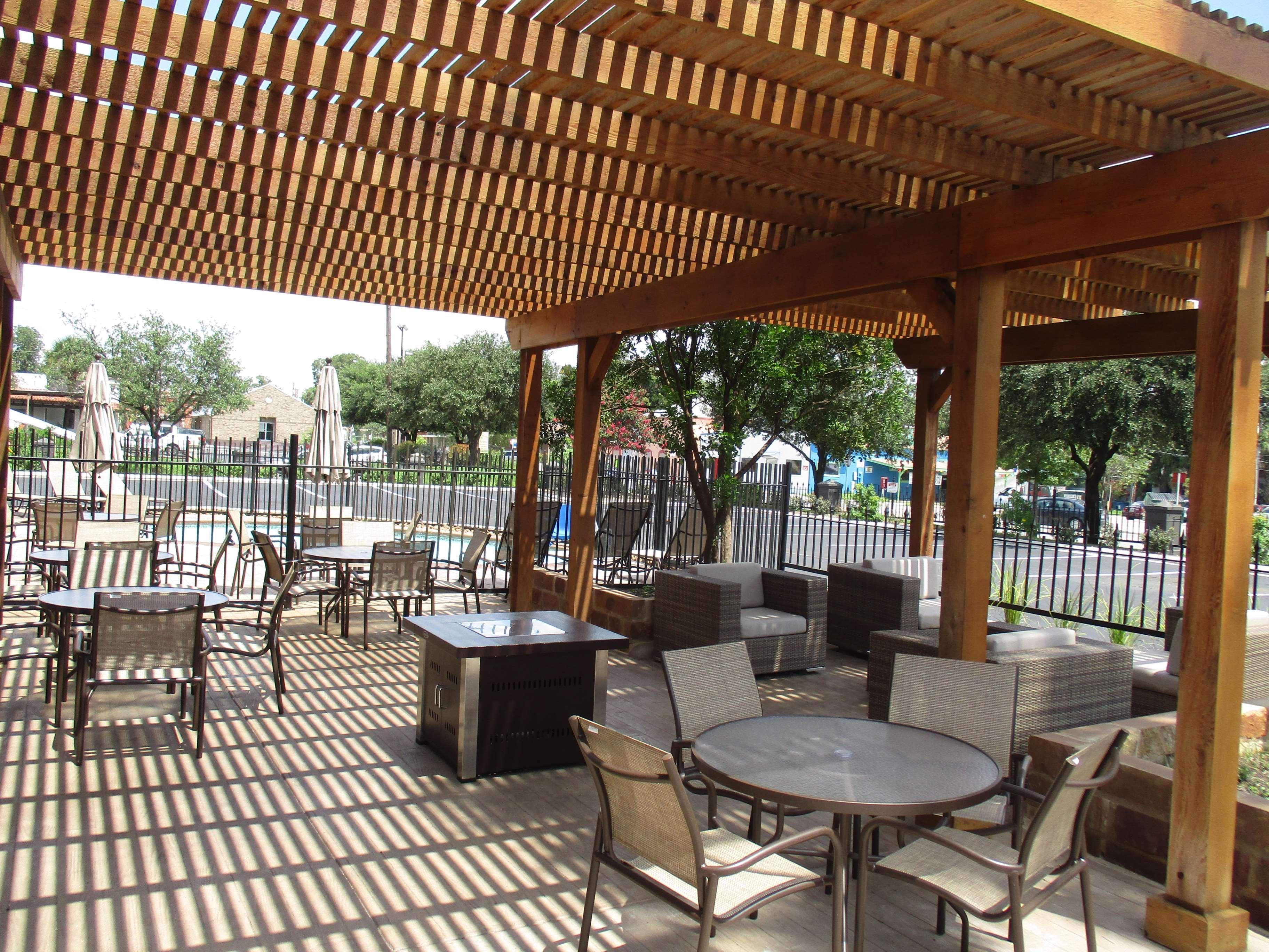 Best Western Plus Madison-Huntsville Hotel Zewnętrze zdjęcie