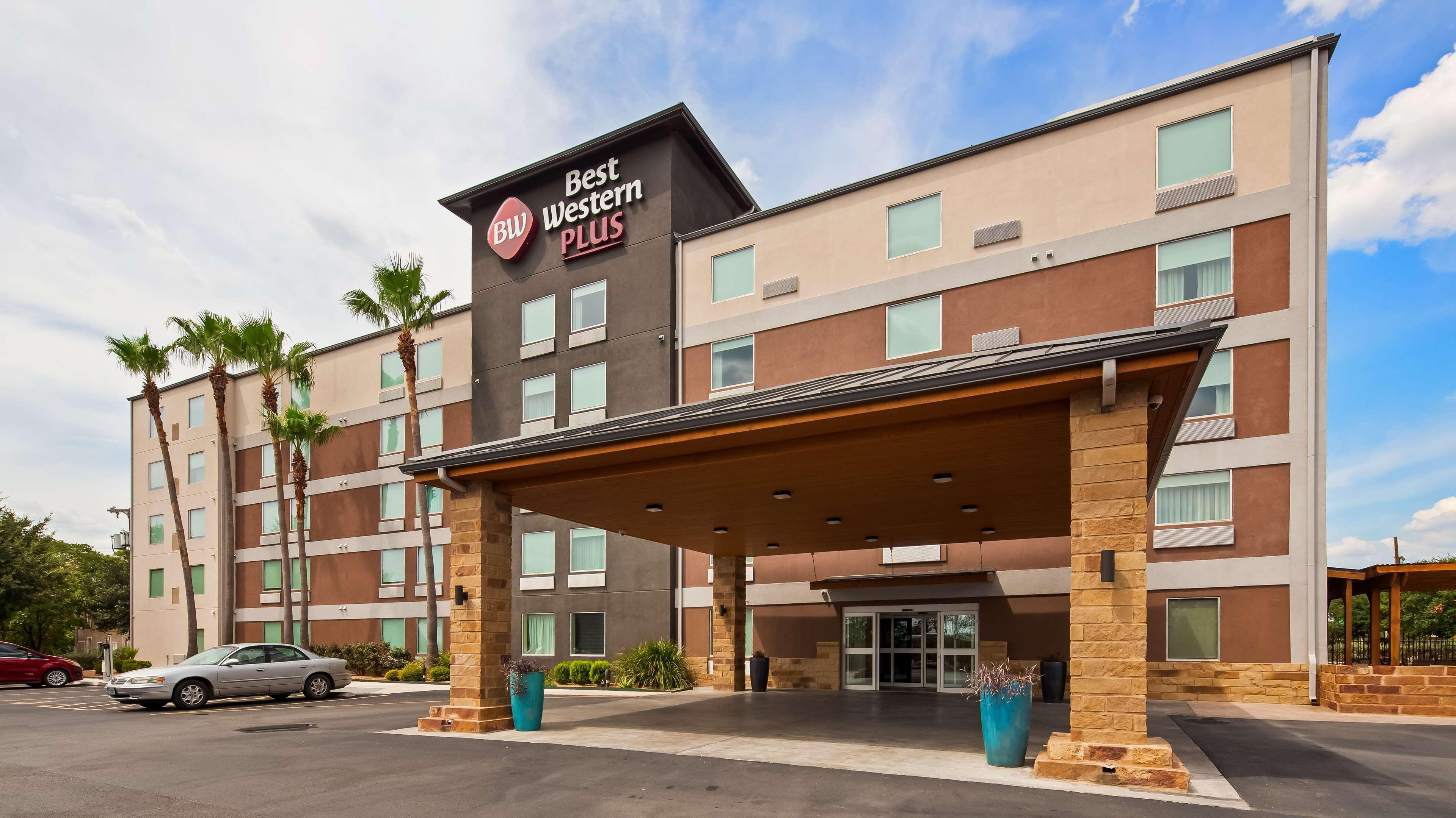 Best Western Plus Madison-Huntsville Hotel Zewnętrze zdjęcie