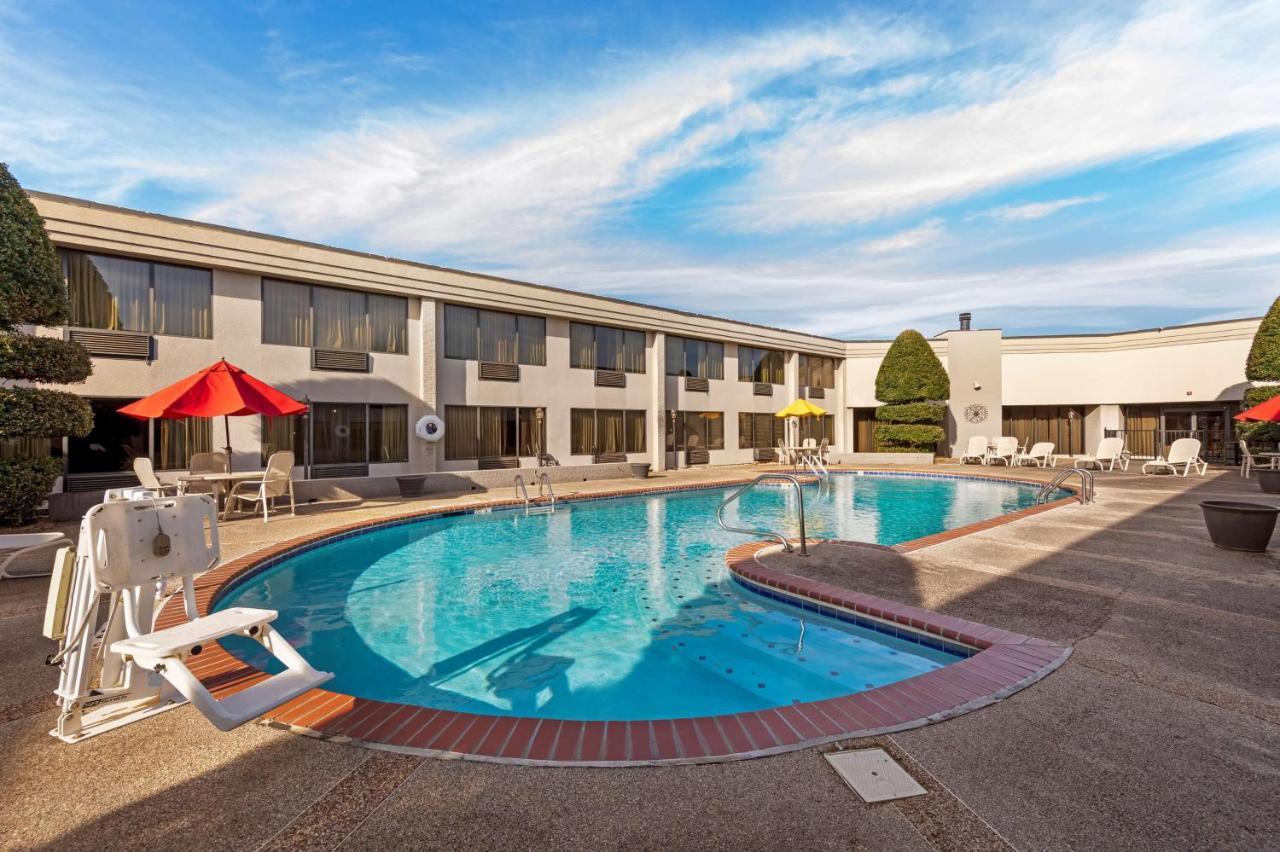 Best Western Plus Madison-Huntsville Hotel Zewnętrze zdjęcie