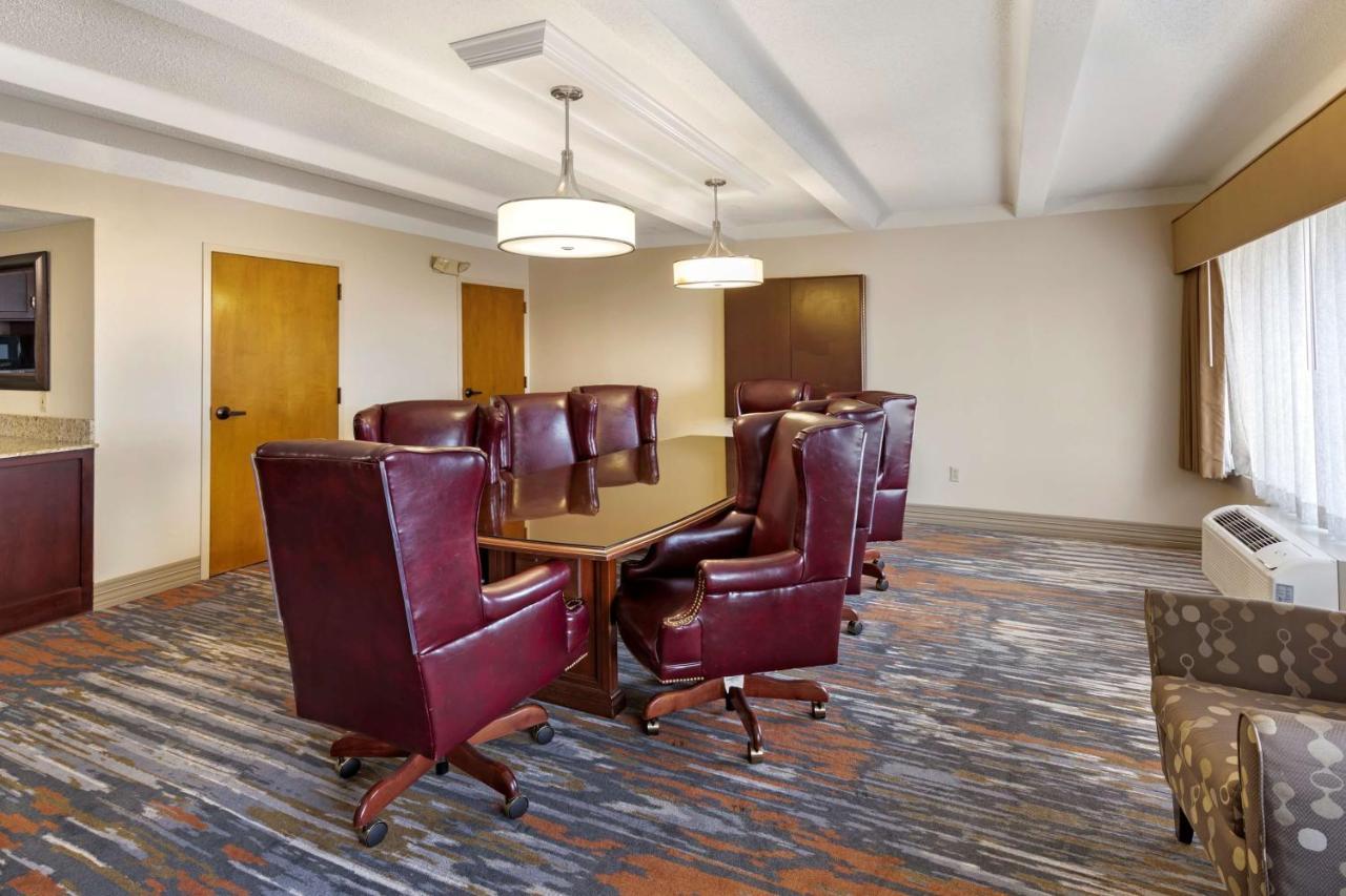 Best Western Plus Madison-Huntsville Hotel Zewnętrze zdjęcie